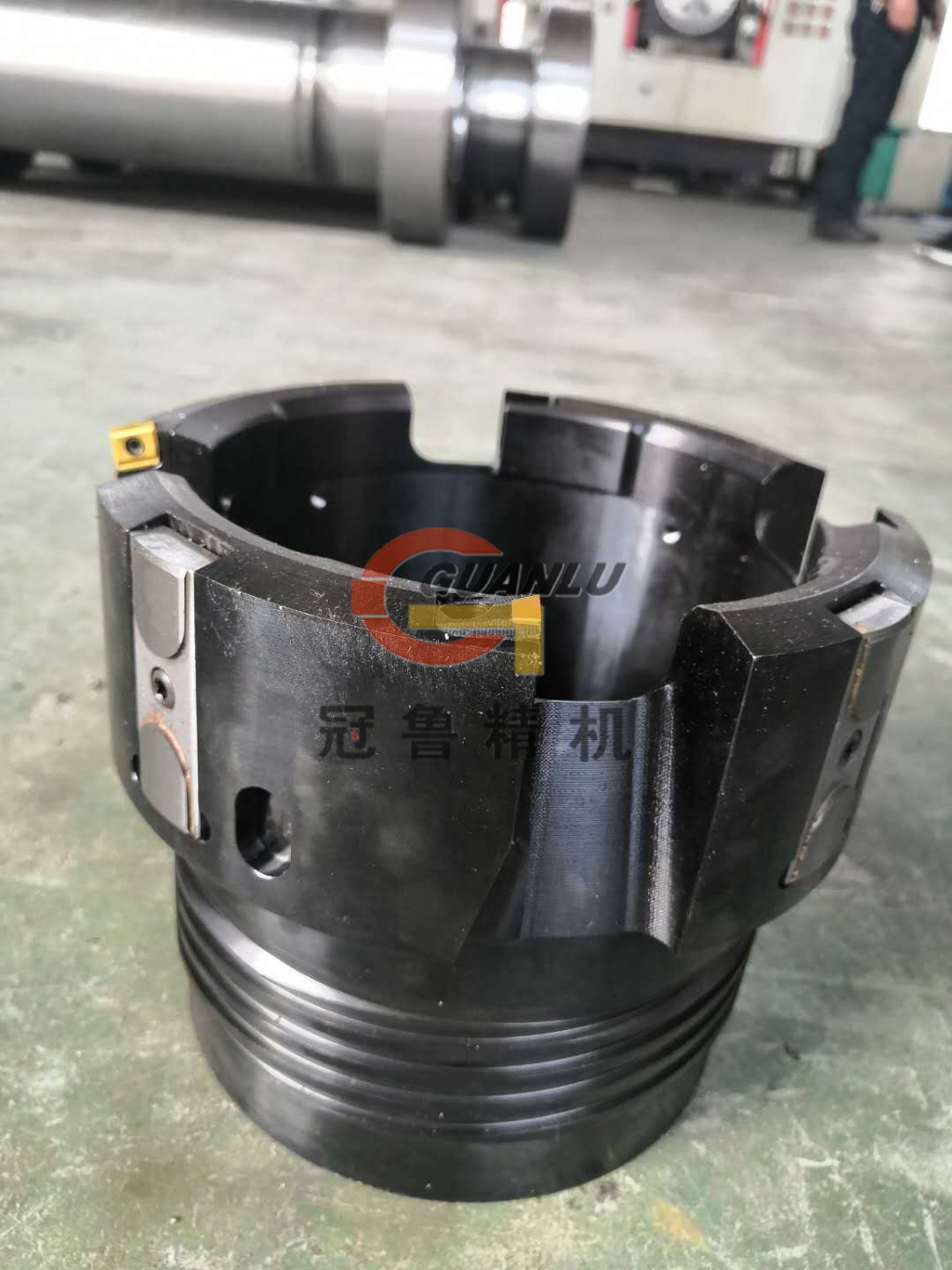 Deep hole trepanning machine made by Dezhou Guanlu