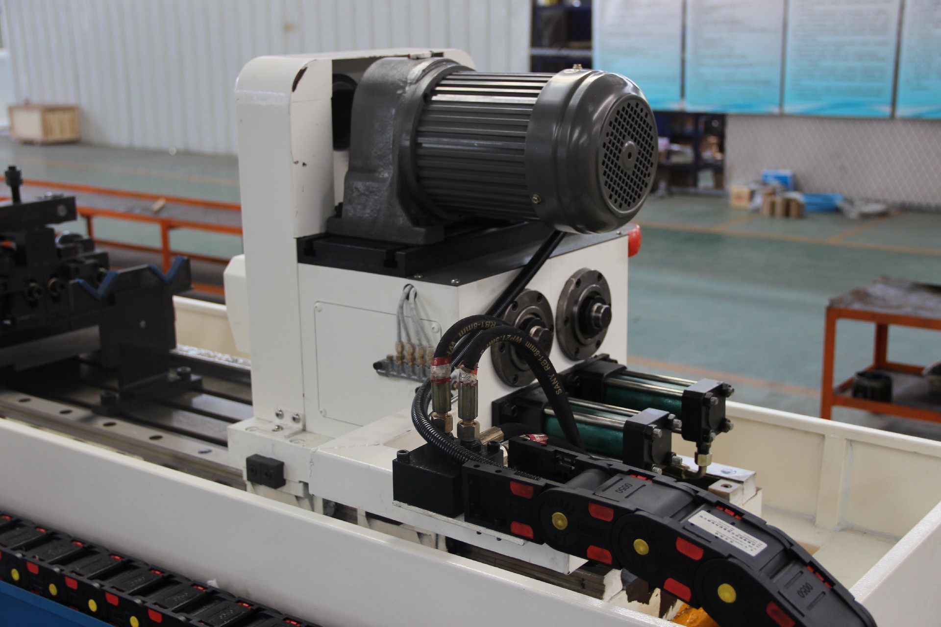 Precise Small hole Honing machine for Military Industry